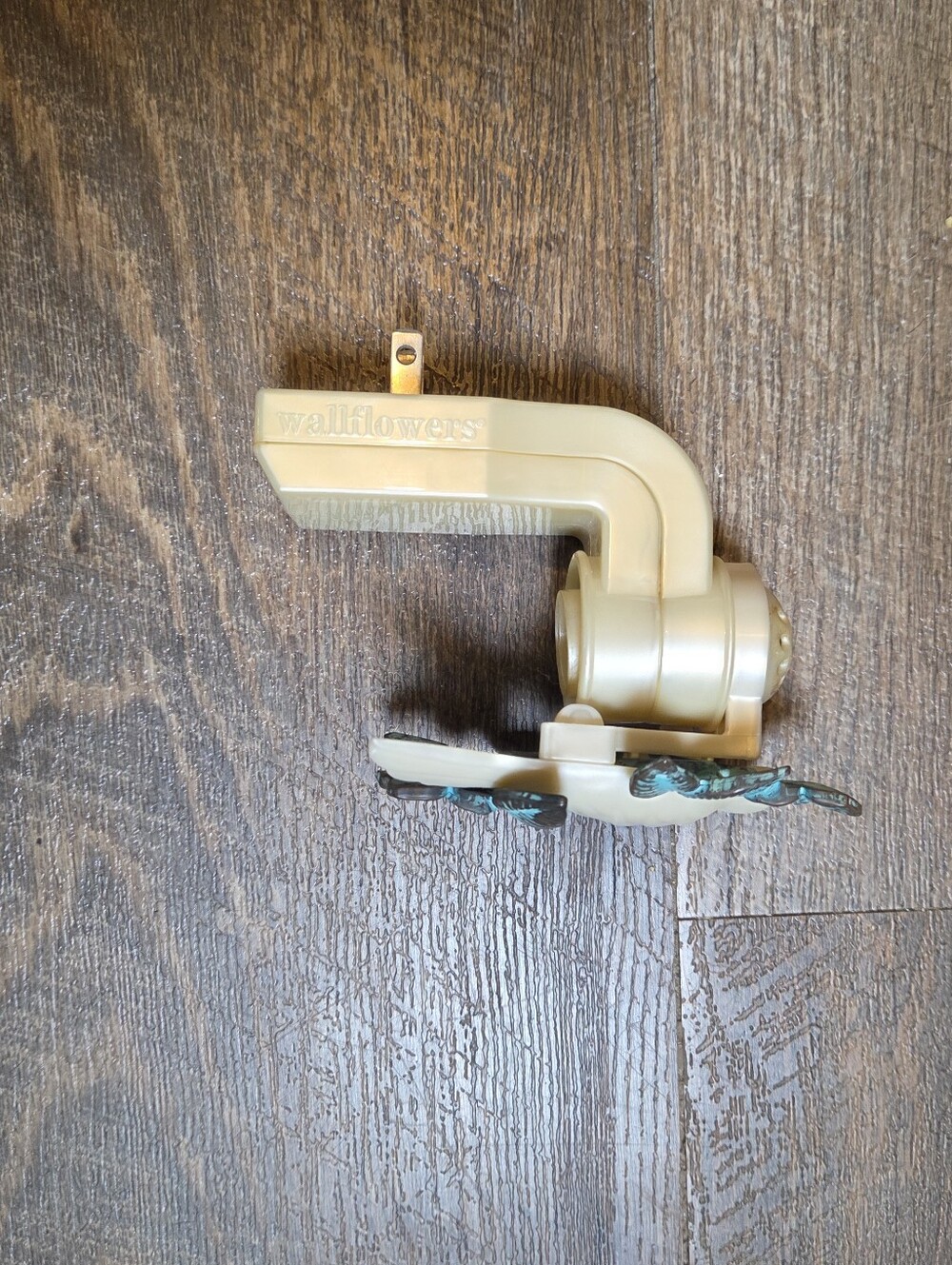 Wallflower Bird Plug In - Picture 3 of 6